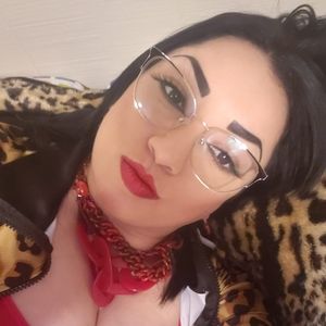 Meet your Posher, Daniela